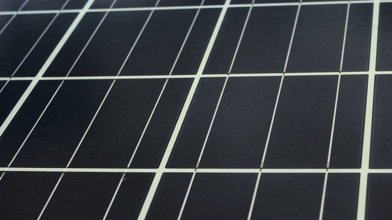 Dalgıç pompa güneş enerjisi — Off-Grid Rehberi Dalgıç pompa güneş enerjisi